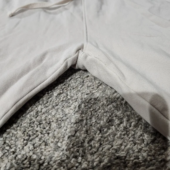 Nike Yoga Neutral Cream Drawstring Joggers, Minor Piling SZ Small - Picture 2 of 7